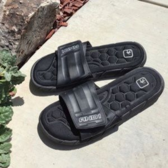 and1 mens flip flops